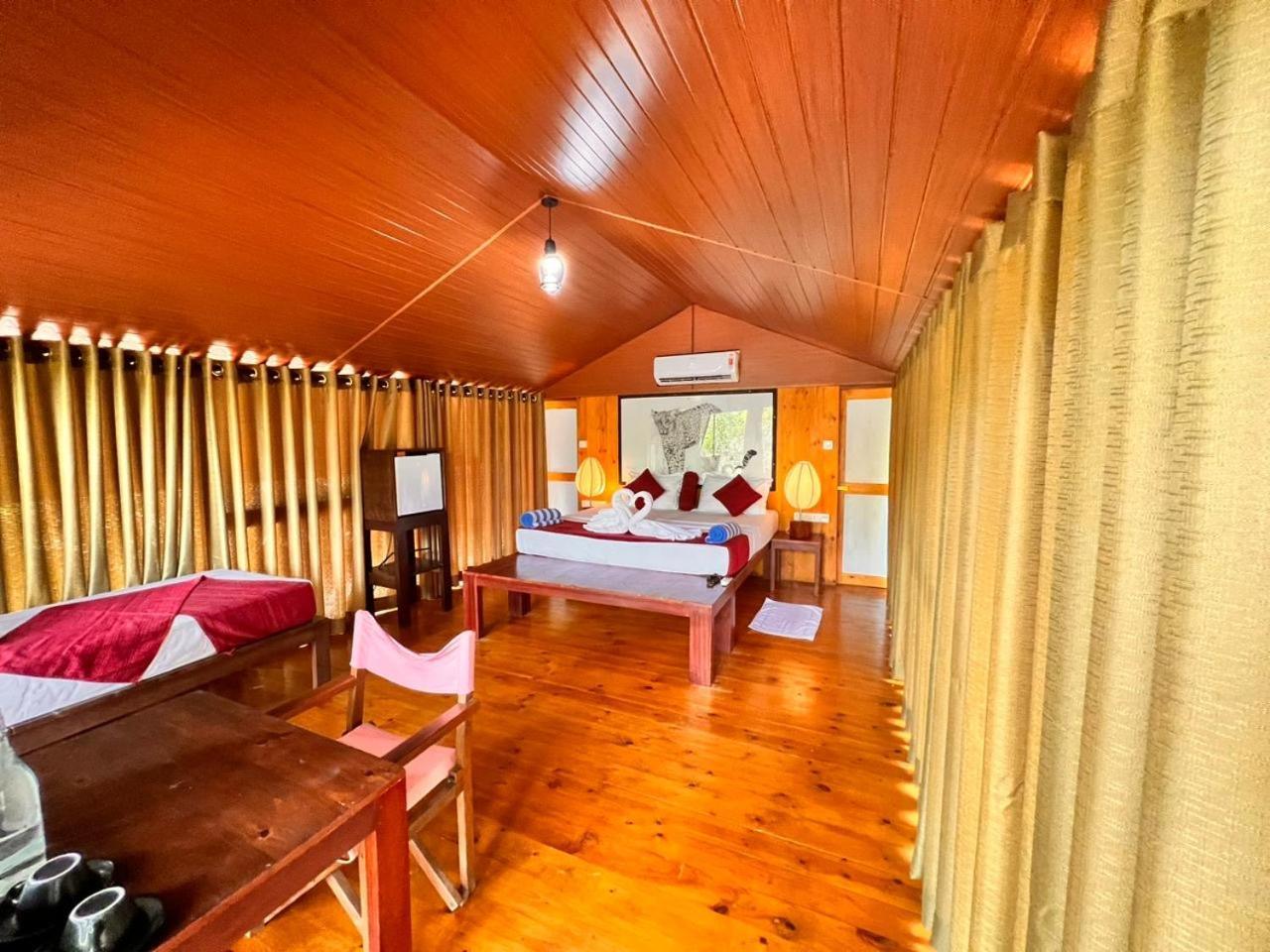 Yala Hotel Lion -Air Conditioned High Luxury Safari Camp Exteriér fotografie